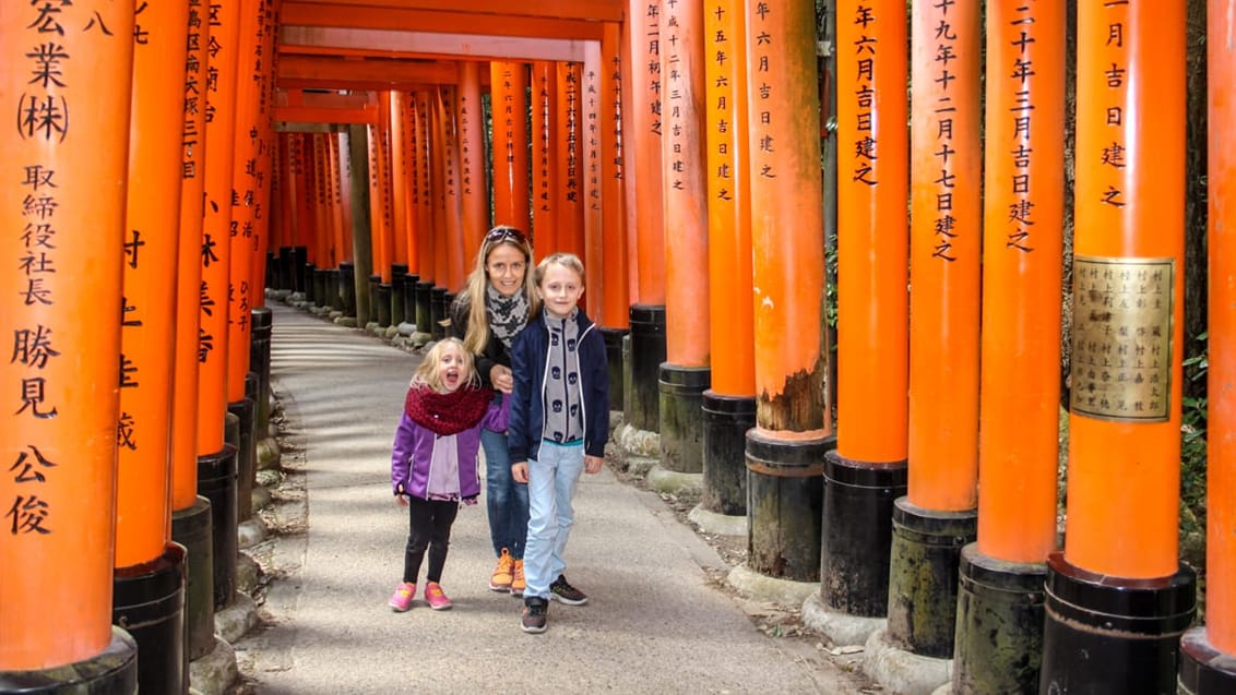 Tag familien med på eventyr i Japan