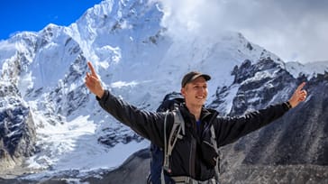 Lasse Brockdorff Therkildsen, Rejsekonsulent