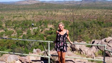 Britta Larsen Schmidt, Support Team