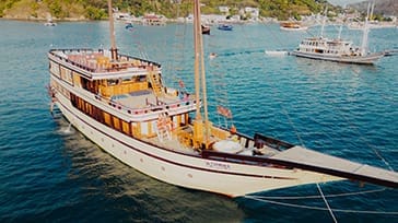 Cruise gennem Komodo Nationalpark, Indonesien