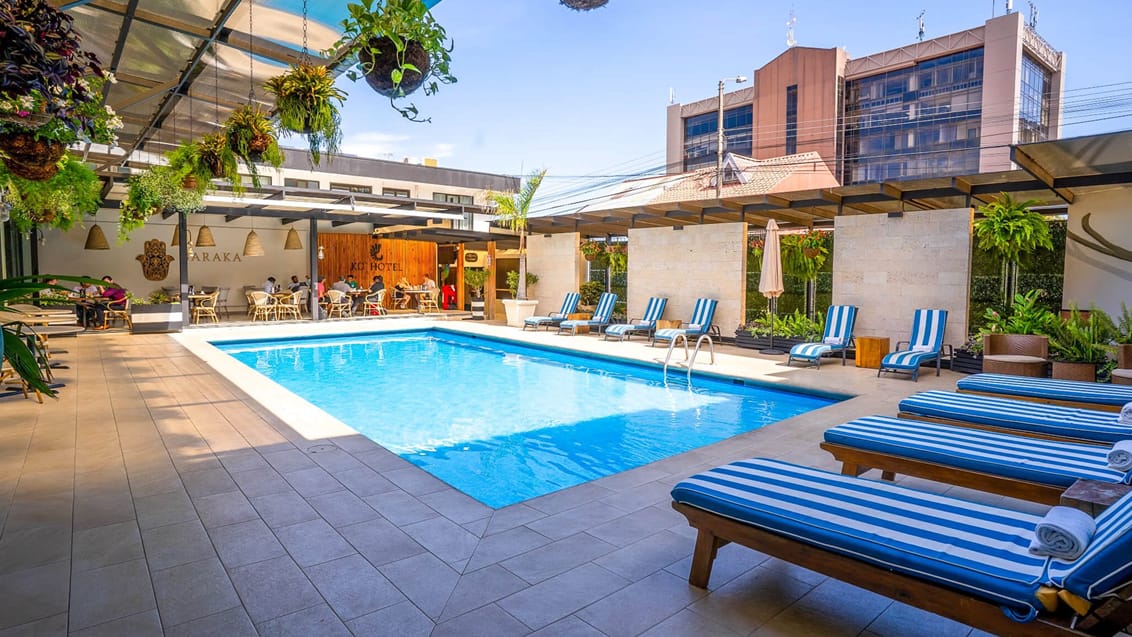 KC Hotel Pool, San José