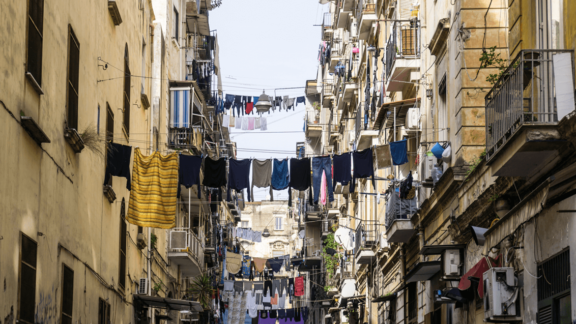 Italien, Napoli